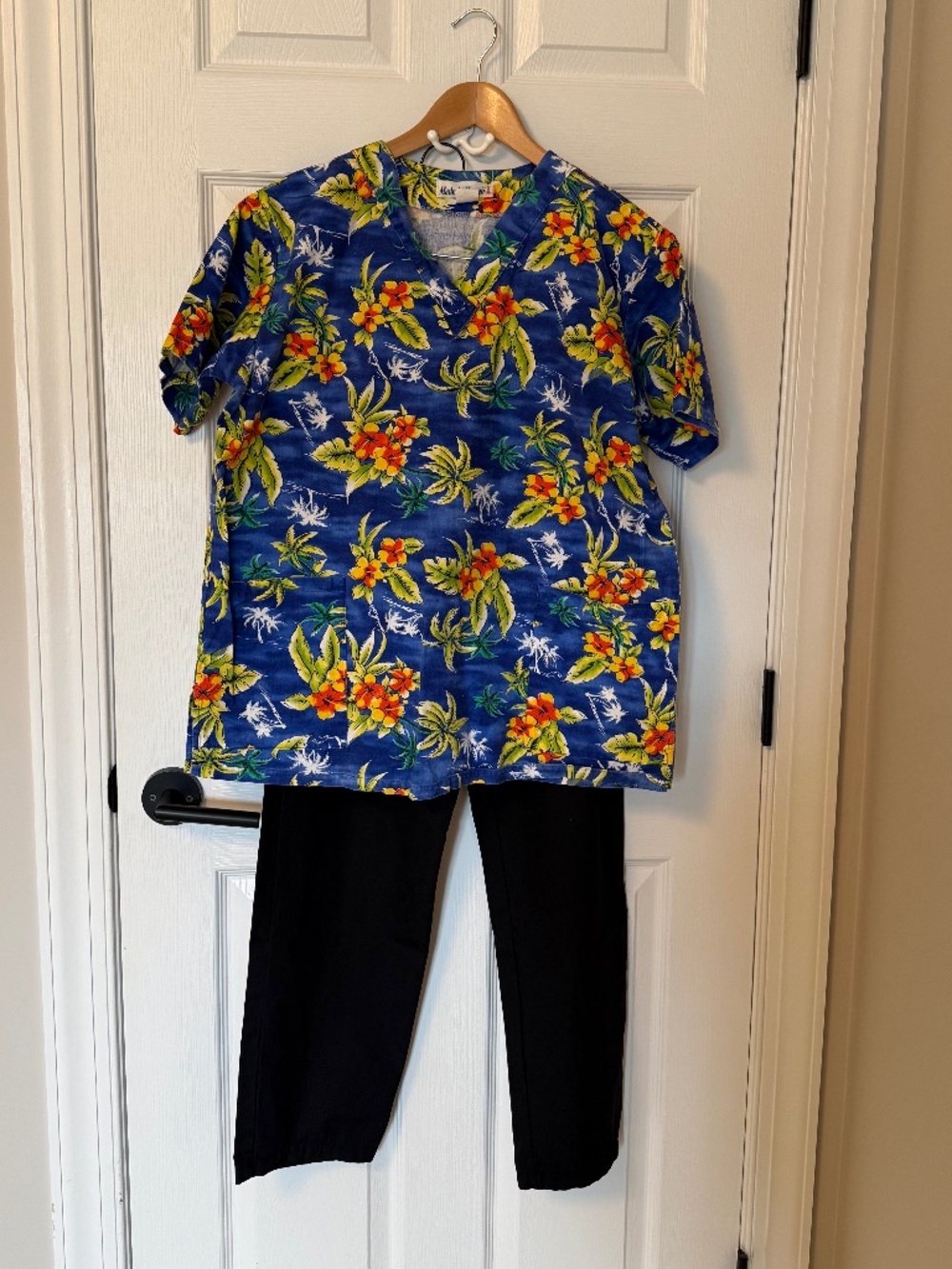 Made in Hawaii Tropical Scrub Top Black Pants Set Medium Vintage
